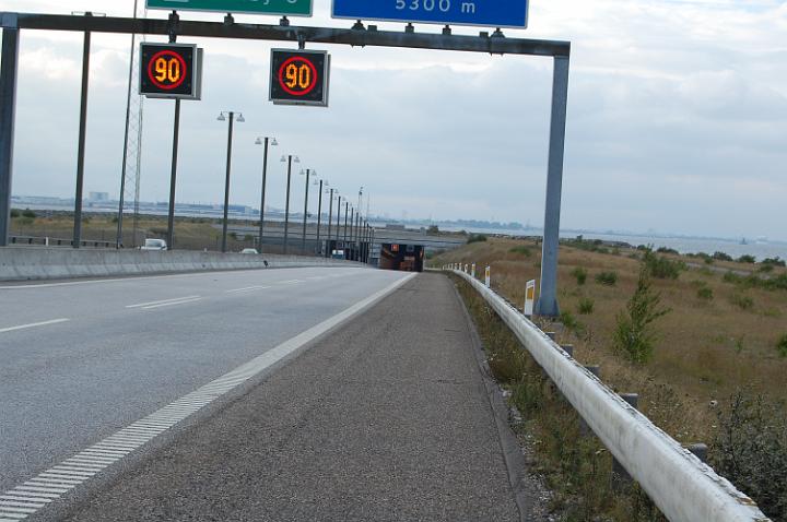 Ponte di Malmo verso la Danimarca7.JPG - AI PIEDI DELLA RUPE